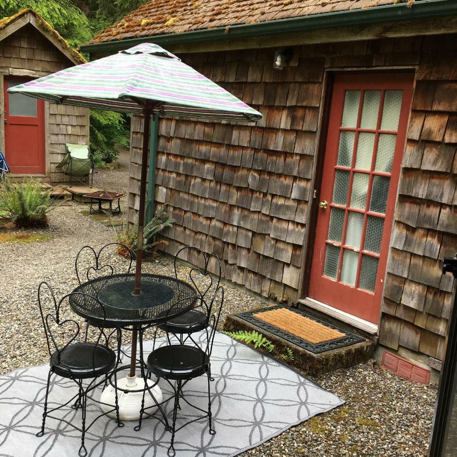 Manitou Lodge Forks Exterior foto
